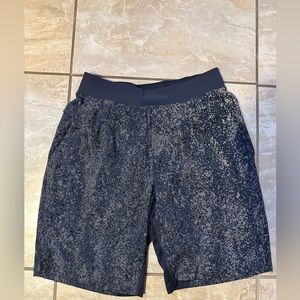 Momentum Splatter brown lululemon T.H.E. Short Linerless size S 9” inseam